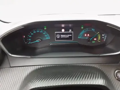 Photo 42 Peugeot 208  Electrique 50 kWh 136ch