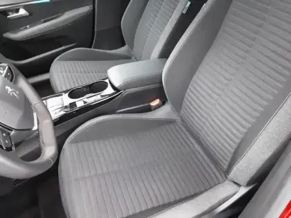 Photo 10 Peugeot 208  Electrique 50 kWh 136ch