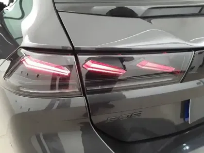 Photo 16 Peugeot 508  SW Hybrid 180 e-EAT8