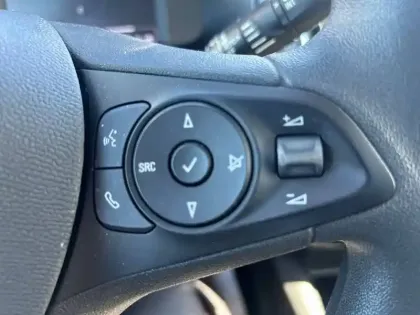 Photo 20 Opel Corsa  Electrique 136 ch & Batterie 50 kWh