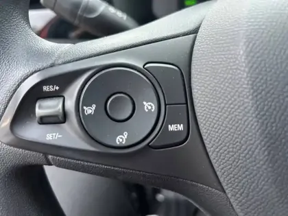 Photo 41 Opel Corsa  Electrique 136 ch & Batterie 50 kWh