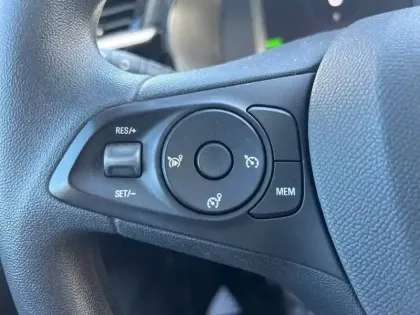 Photo 21 Opel Corsa  Electrique 136 ch & Batterie 50 kWh