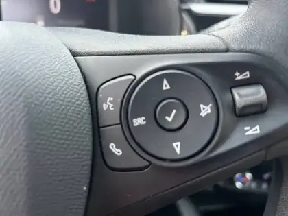 Photo 40 Opel Corsa  Electrique 136 ch & Batterie 50 kWh