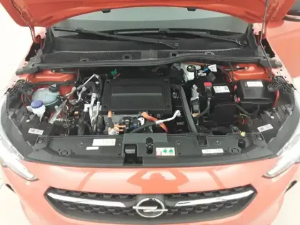 Photo 60 Opel Corsa  Electrique 136 ch & Batterie 50 kWh