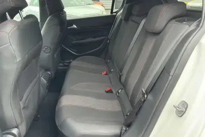 Photo 37 Peugeot 308  PureTech 130ch S&S BVM6