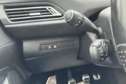 Photo 41 Peugeot 308  PureTech 130ch S&S BVM6