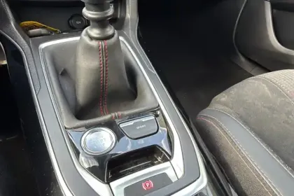 Photo 26 Peugeot 308  PureTech 130ch S&S BVM6