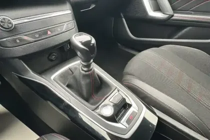 Photo 42 Peugeot 308  PureTech 130ch S&S BVM6