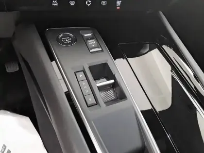 Photo 33 Peugeot 508  SW Hybrid 180 e-EAT8