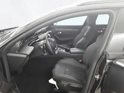 Photo 30 Peugeot 508  SW Hybrid 180 e-EAT8