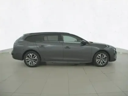 Photo 23 Peugeot 508  SW Hybrid 180 e-EAT8