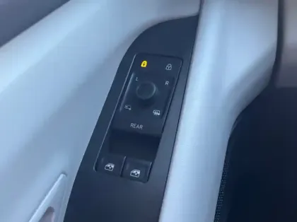 Photo 5 Ford Capri 286ch Extended Range 77kW Select RWD