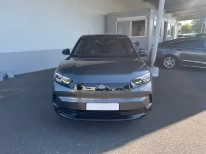 Photo 18 Ford Capri 286ch Extended Range 77kW Select RWD