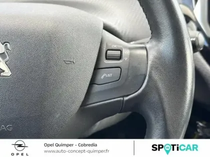 Photo 8 Peugeot 2008  1.2 PureTech 82ch E6.c Style S&S