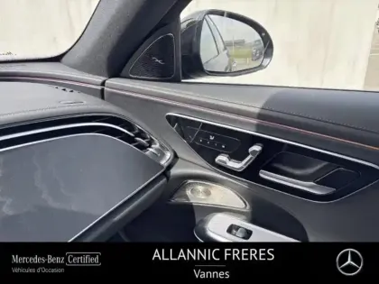 Photo 11 Mercedes Classe E  300 d e Hybrid EQ 197+129ch AMG Line 9G-Tronic
