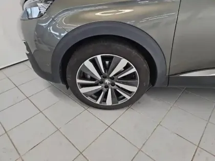 Photo 8 Peugeot 3008  HYBRID4 300ch GT e-EAT8 11cv