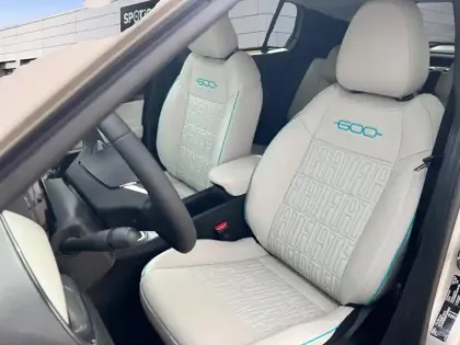 Photo 8 Fiat 600  1.2 Hybrid 100ch La Prima DCT6