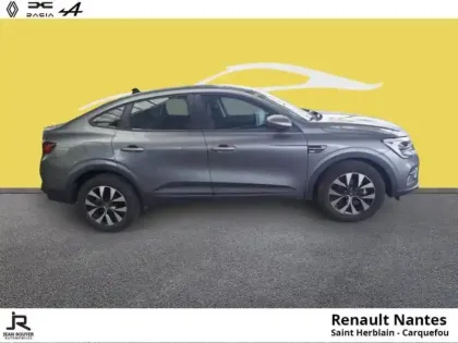 Photo 12 Renault Arkana  1.3 TCe mild hybrid 140ch Equilibre EDC -22