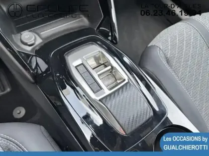 Photo 29 Peugeot 2008  1.2 Hybrid 145ch Allure e-DCS6