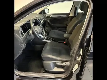 Photo 9 Volkswagen T-roc  1.5 TSI EVO 150ch R-Line DSG7