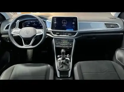 Photo 13 Volkswagen T-roc  1.5 TSI EVO 150ch R-Line DSG7