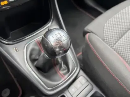 Photo 15 Ford Puma  1.0 Flexifuel 125 ch mHEV S&S BVM6 ST-Line