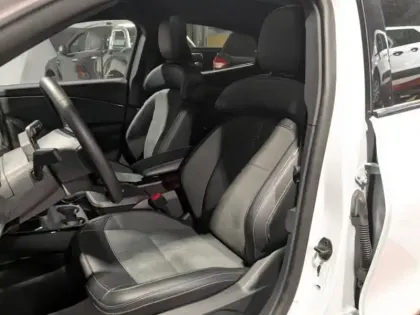 Photo 23 Ford Mustang mach-E  Extended Range 99kWh 487ch GT AWD