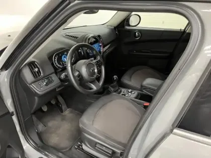 Photo 18 Mini Countryman  Cooper 136ch Essential