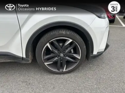 Photo 24 Toyota C-HR  184h GR-Sport 2WD E-CVT MY22