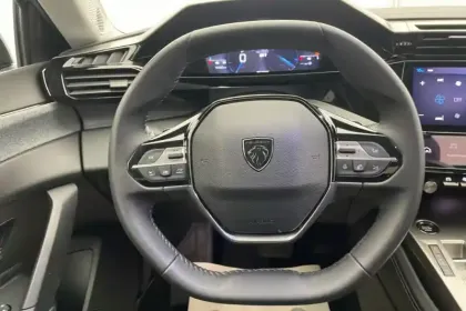 Photo 42 Peugeot 308  PureTech 130ch S&S EAT8