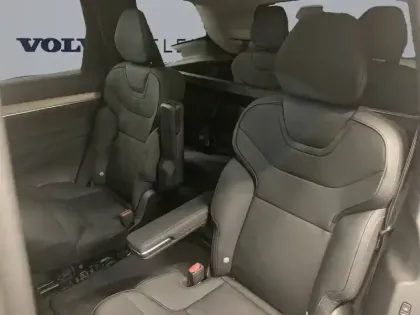 Photo 8 Volvo Ex90  Twin Performance AWD 517 ch 1EDT