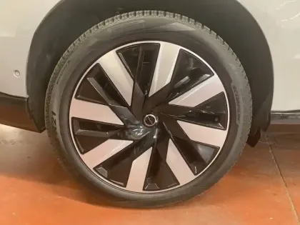 Photo 14 Volvo Ex90  Twin Performance AWD 517 ch 1EDT