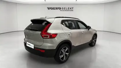 Photo 21 Volvo Xc40  B3 163 ch DCT7