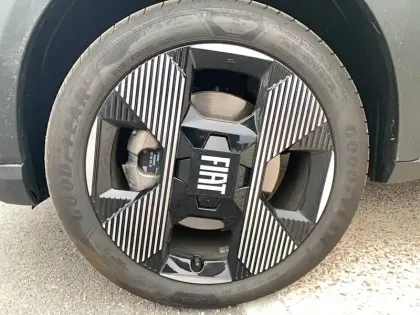 Photo 9 Fiat Grande Panda  e 83ch