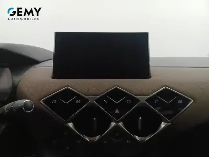 Photo 32 DS DS 3 DS3 Crossback PureTech 100 BVM6