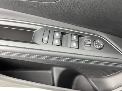 Photo 14 Peugeot 3008  BlueHDi 130ch S&S EAT8