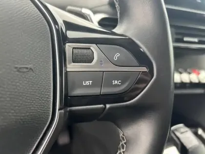 Photo 76 Peugeot 3008  BlueHDi 130ch S&S EAT8