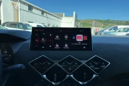 Photo 57 DS DS 3  PureTech 130 EAT8