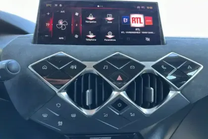 Photo 39 DS DS 3  PureTech 130 EAT8