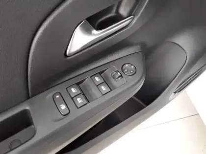 Photo 43 Opel Corsa  1.2 Turbo 100 ch BVM6