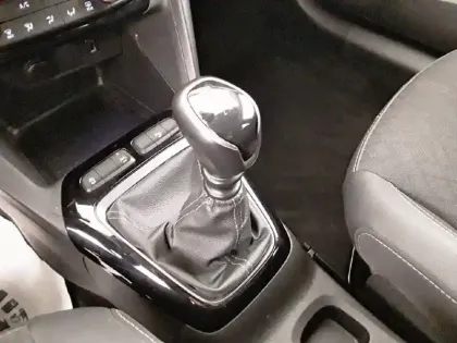 Photo 33 Opel Corsa  1.2 Turbo 100 ch BVM6