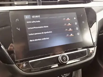 Photo 40 Opel Corsa  1.2 Turbo 100 ch BVM6