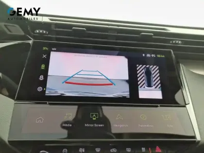 Photo 16 Peugeot 308  PureTech 130ch S&S EAT8