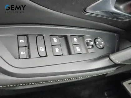 Photo 20 Peugeot 308  PureTech 130ch S&S EAT8