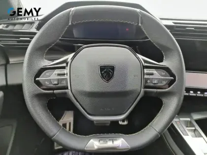 Photo 13 Peugeot 308  PureTech 130ch S&S EAT8