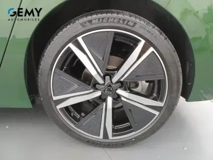 Photo 10 Peugeot 308  PureTech 130ch S&S EAT8