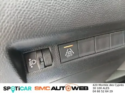 Photo 13 Peugeot 2008  PureTech 130 S&S BVM6