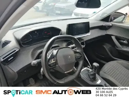 Photo 7 Peugeot 2008  PureTech 130 S&S BVM6