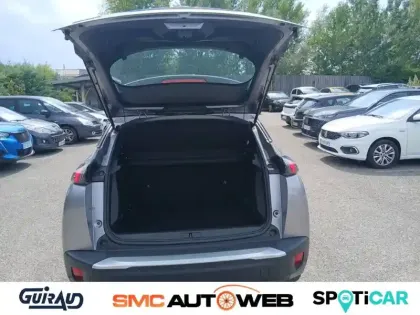 Photo 27 Peugeot 2008  PureTech 130 S&S BVM6