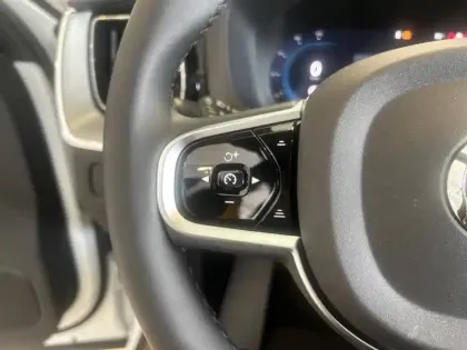 Photo 33 Volvo Xc60  T8 AWD Hybride rechargeable 310 ch+145 ch Geartronic 8